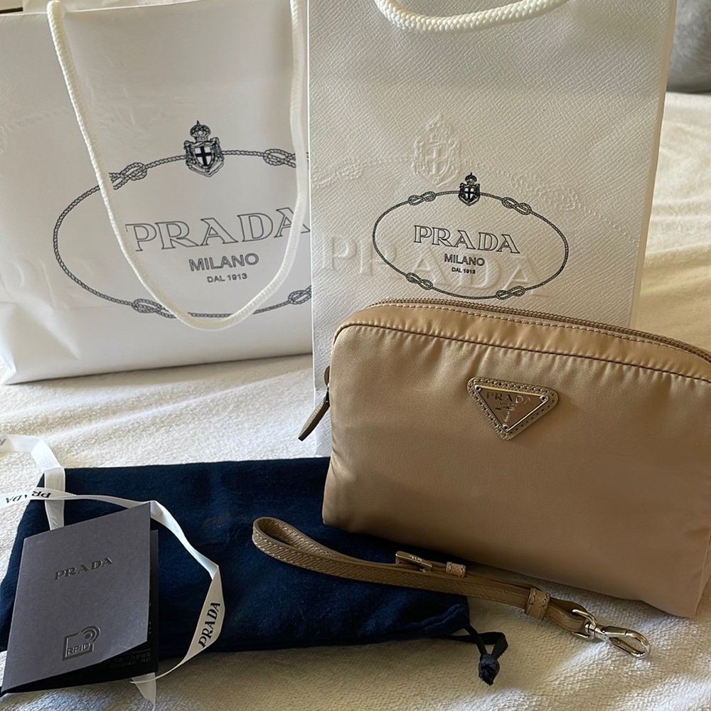 BNWT Prada clutch/pouch
